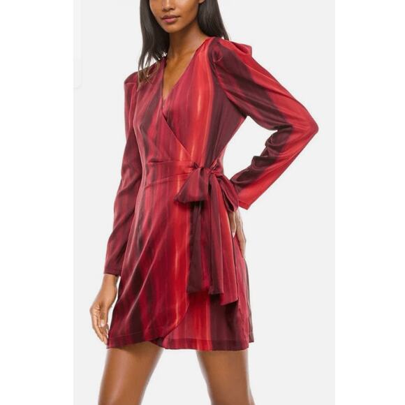 SOCIALITE ~ Fall Women's Red Ombre Stripe Long Sleeve Satin Wrap Dress Size XL - Picture 3 of 9
